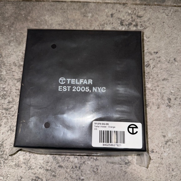 Telfar Wallet- Orange - Picture 6 of 6